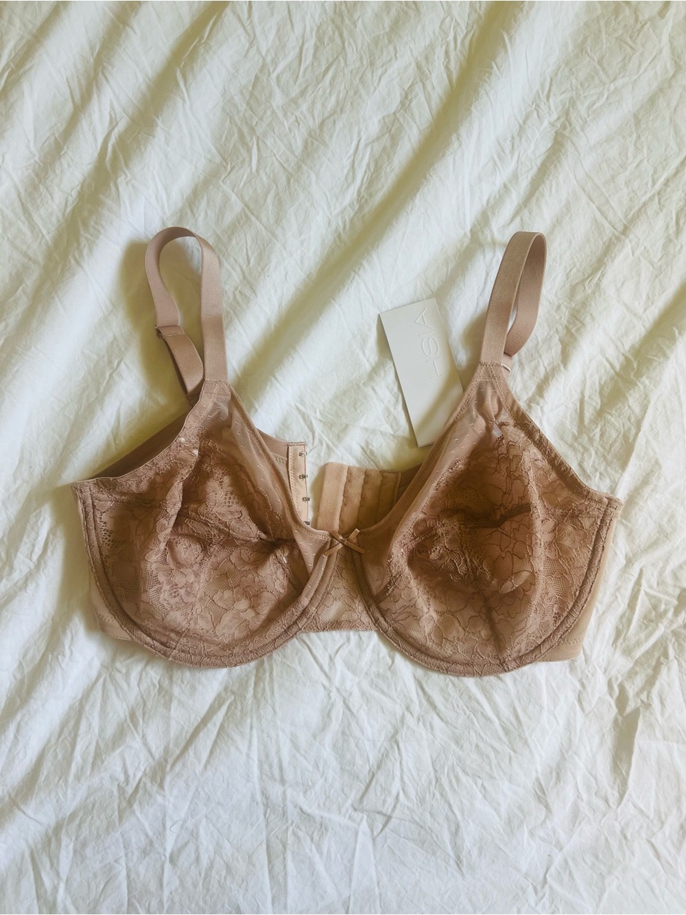 Floral Lace Underwire Bra in Taupe